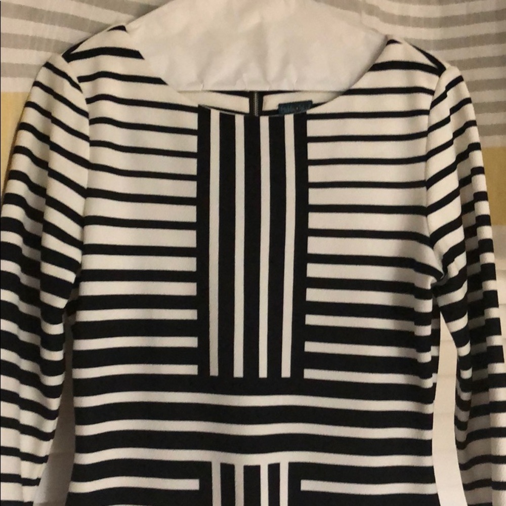 Work dress, quarter length sleeves